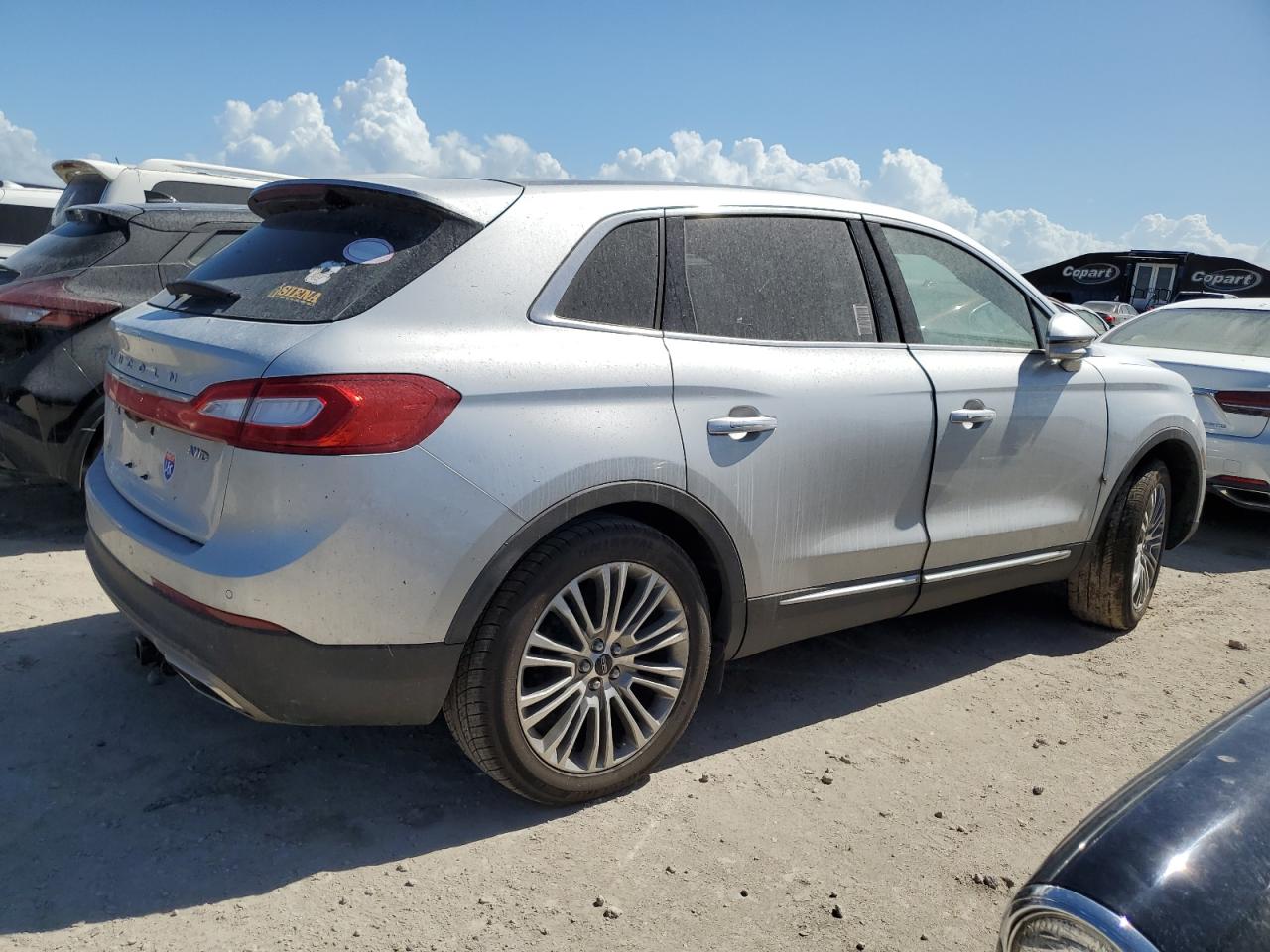 2016 Lincoln MKX - Image 3