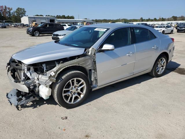 Sedans CHEVROLET MALIBU 2015 Srebrny