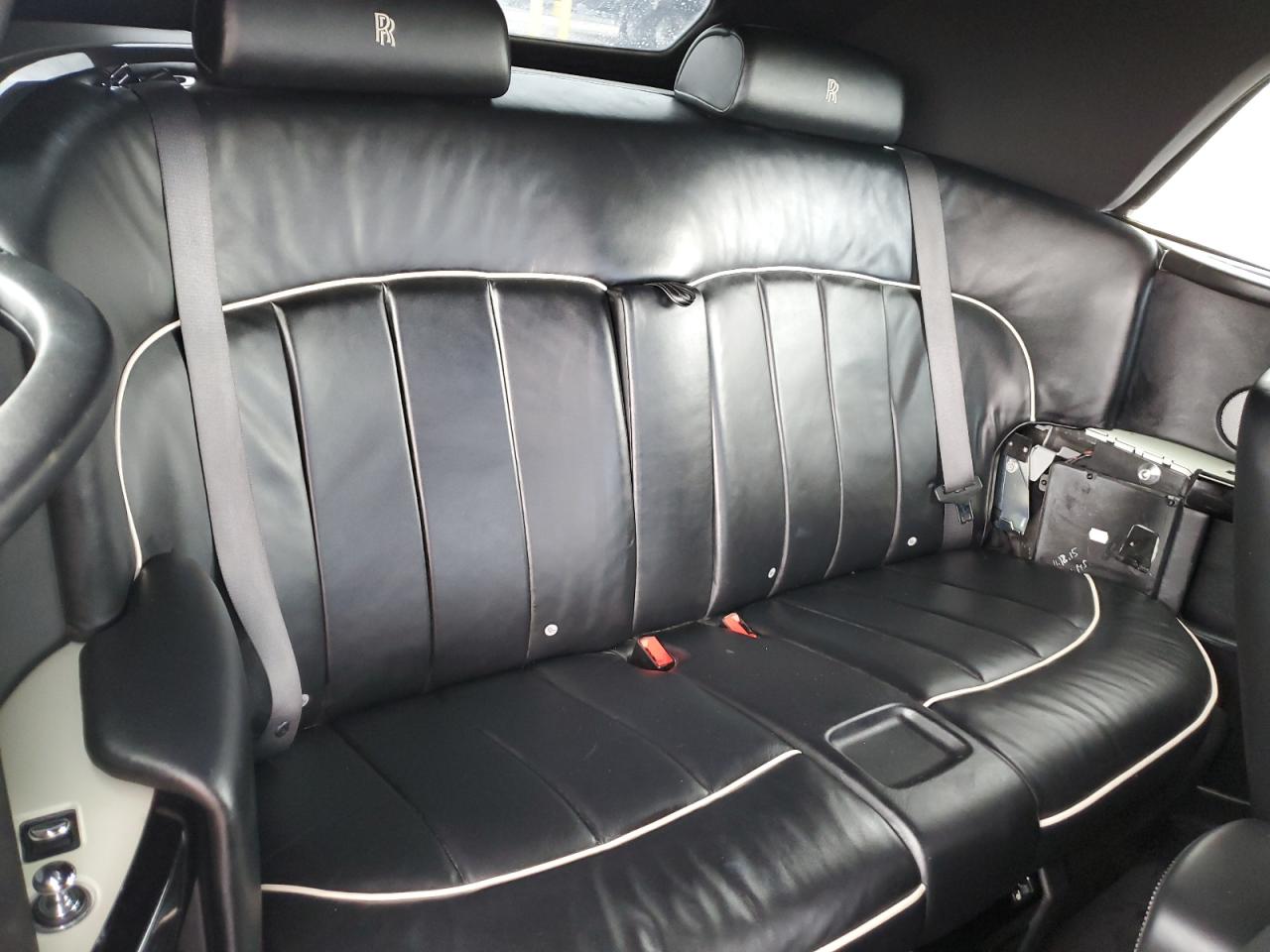 2016 Rolls-Royce Phantom - Image 10