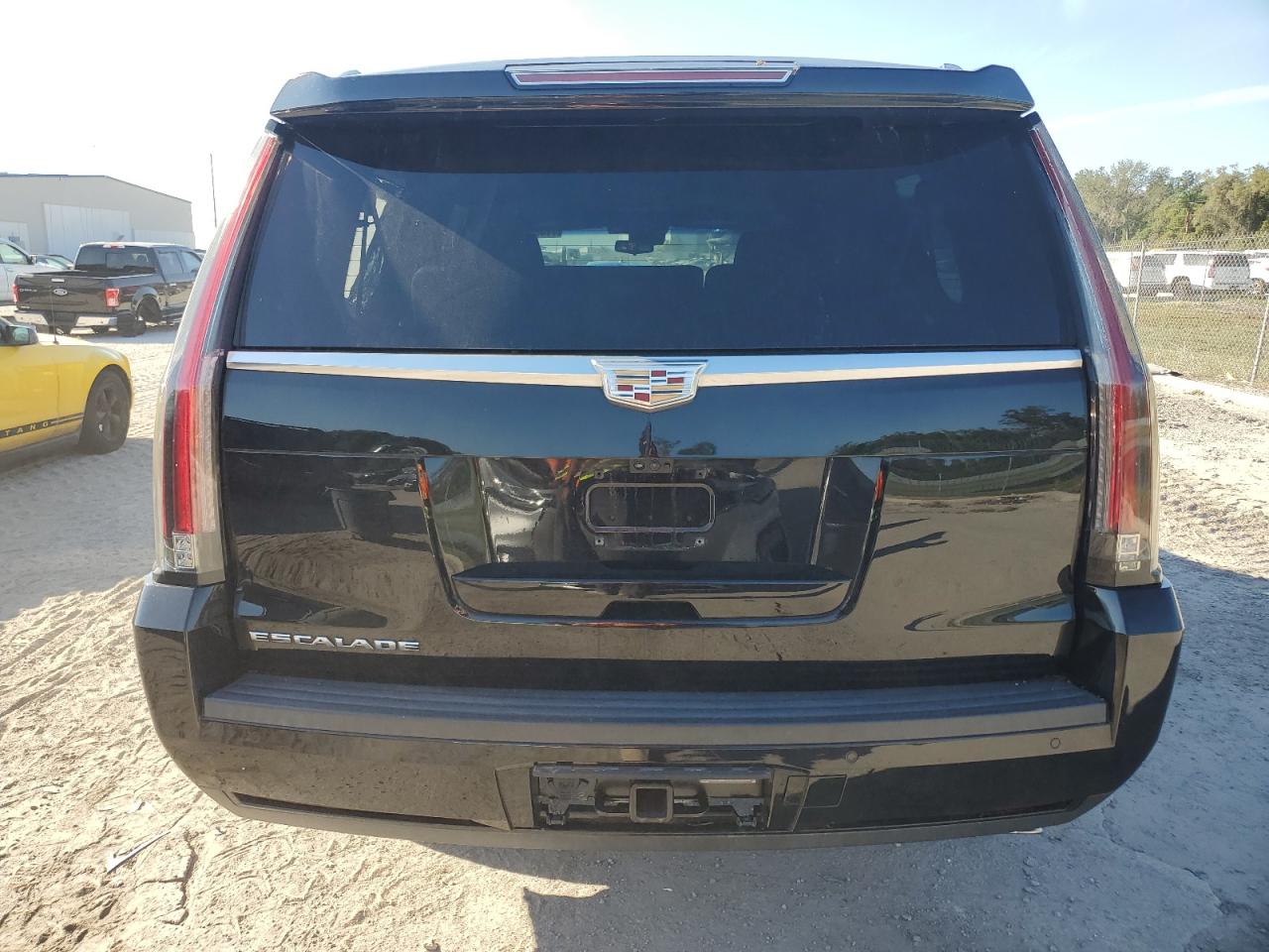 1GYS4KKJ2HR147341 2017 Cadillac Escalade Esv Platinum