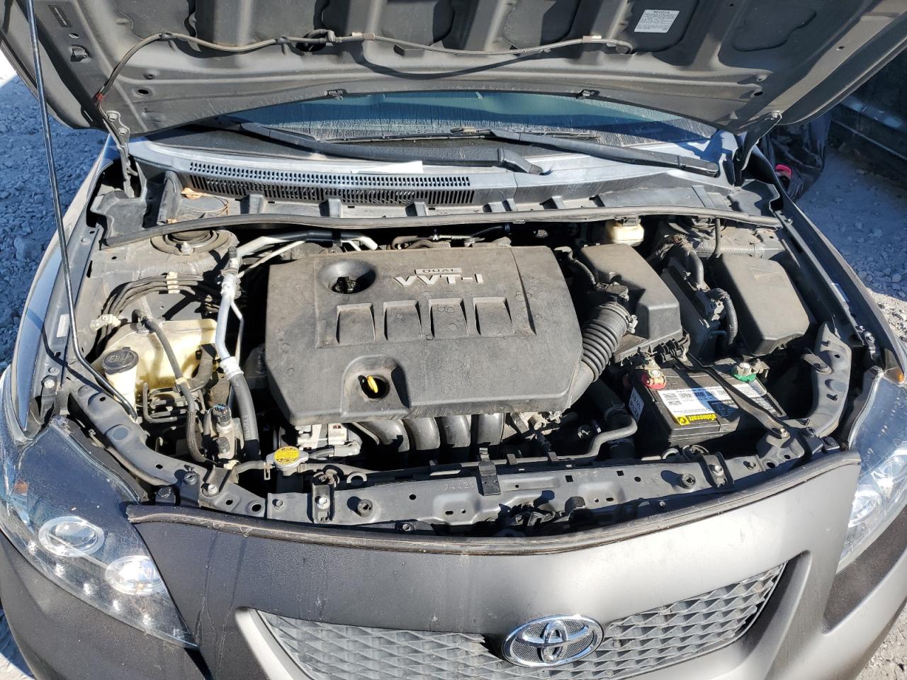 2010 Toyota Corolla - Image 13