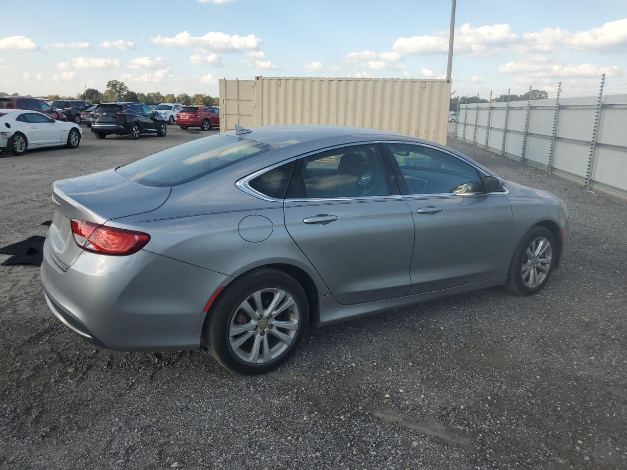 VIN 1C3CCCAB3GN143709 2016 CHRYSLER 200 no.3