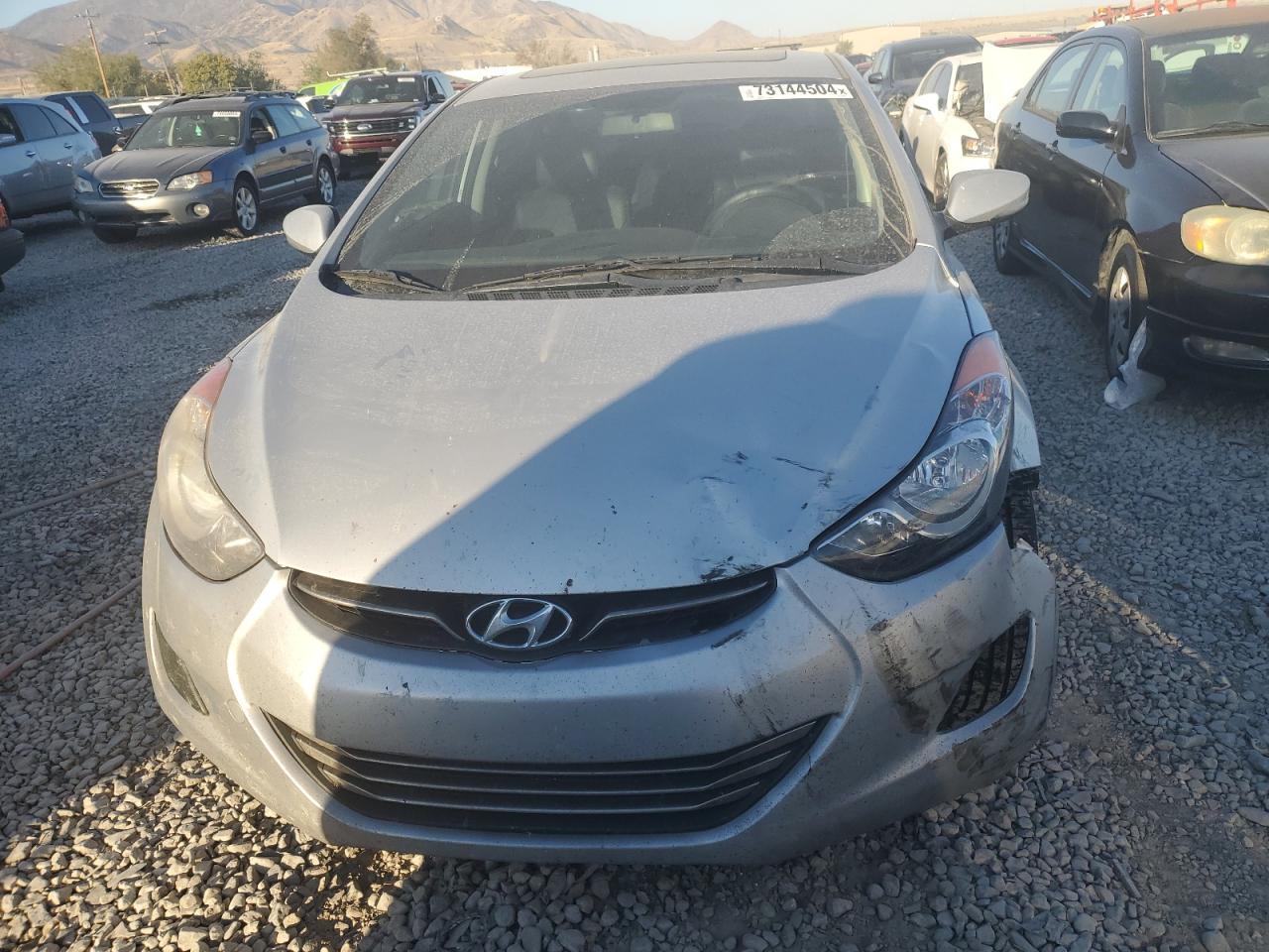 KMHDH4AE8DU640303 2013 Hyundai Elantra Gls