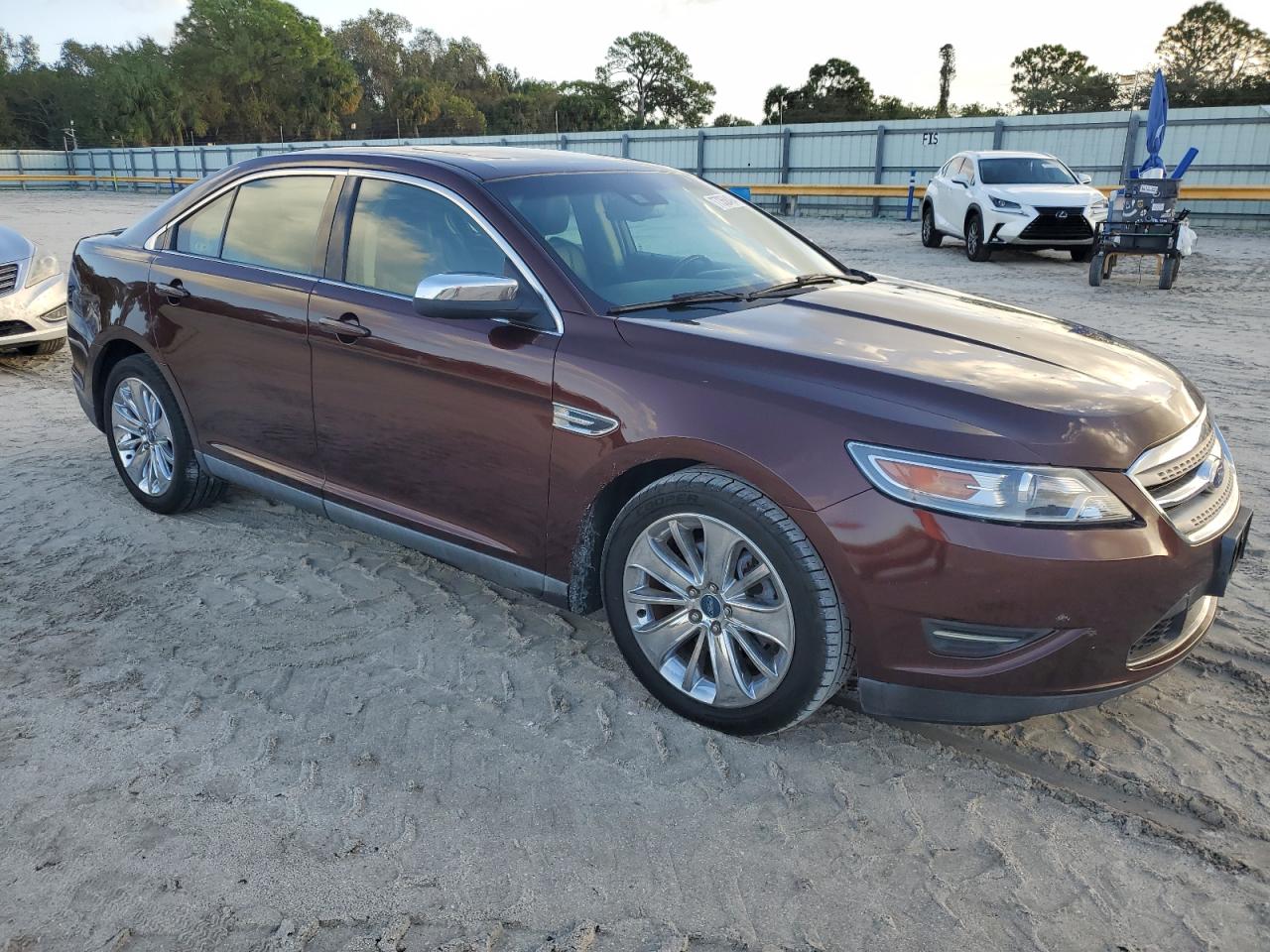 2012 Ford Taurus Limited VIN: 1FAHP2FW9CG117485 Lot: 77358494