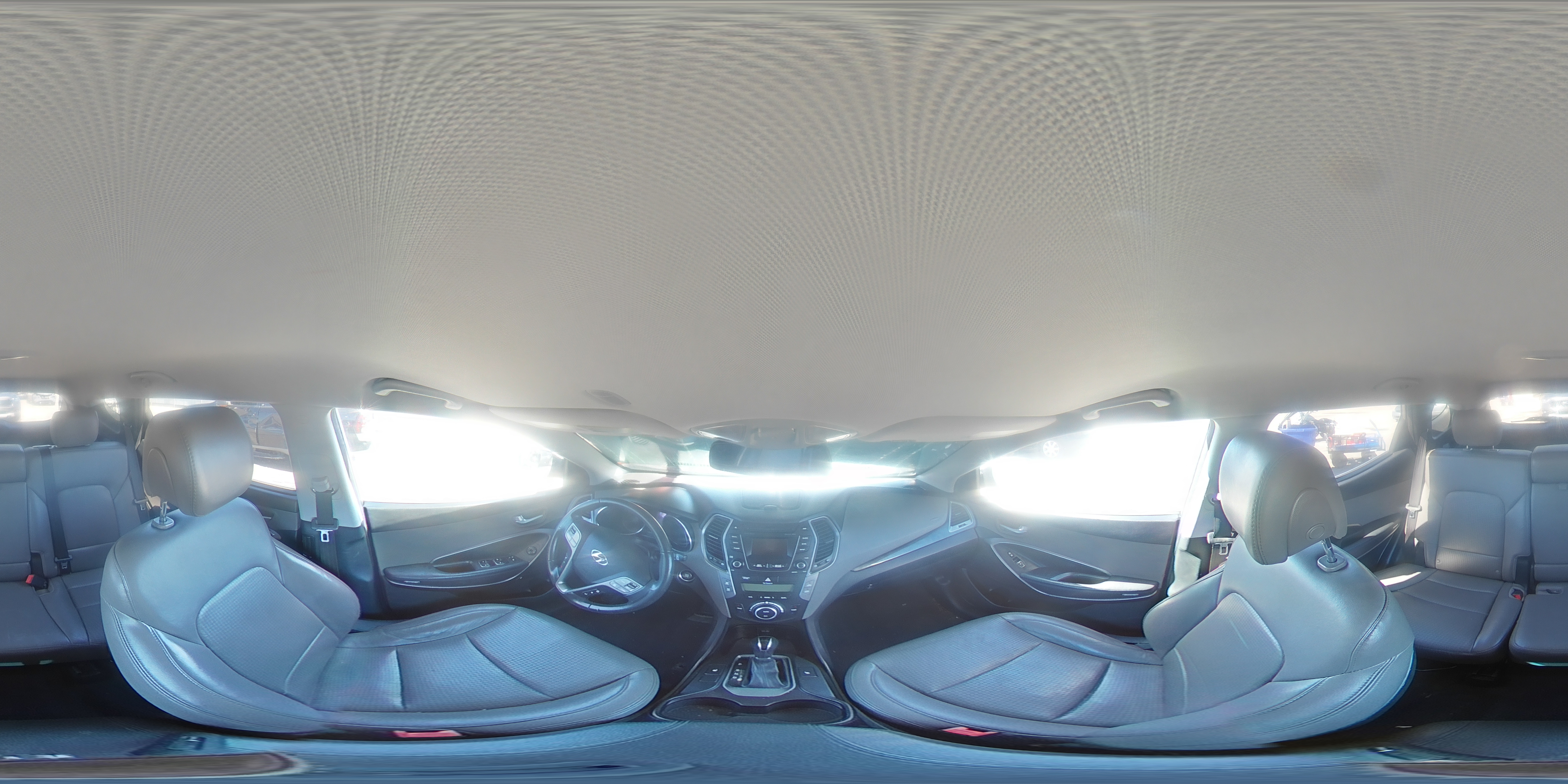 2014 Hyundai Santa Fe - Image 14