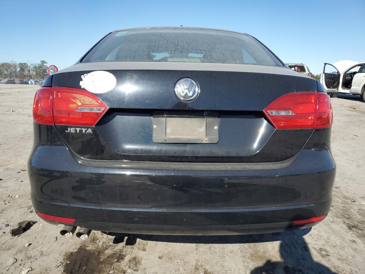 2011 Volkswagen Jetta Base VIN: 3VW2K7AJ2BM361715 Lot: 76756114