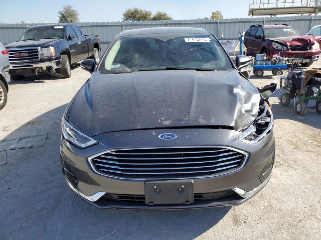 2020 Ford Fusion - Image 5