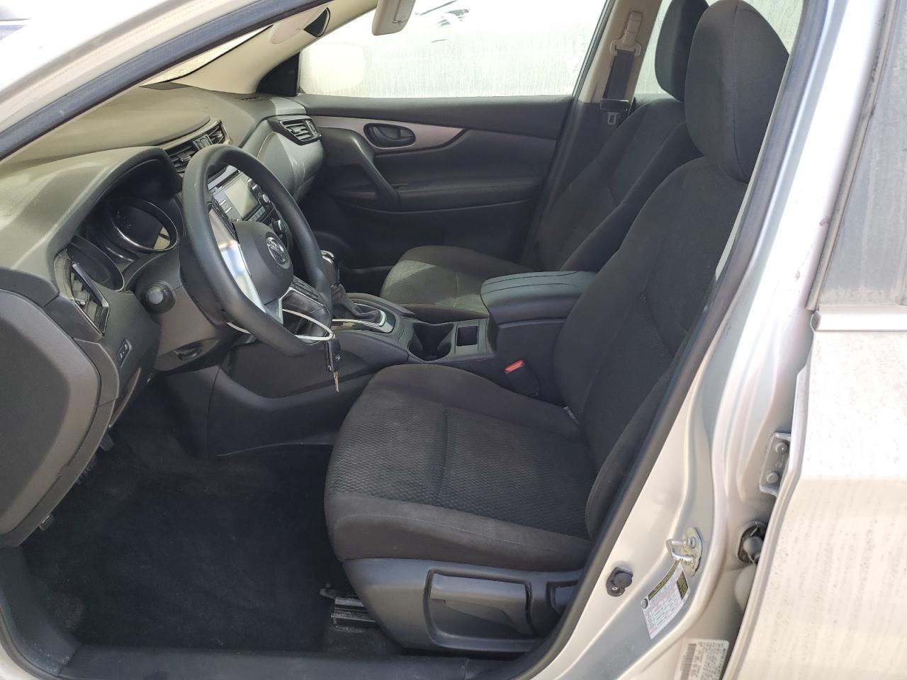 2018 Nissan Rogue - Image 7