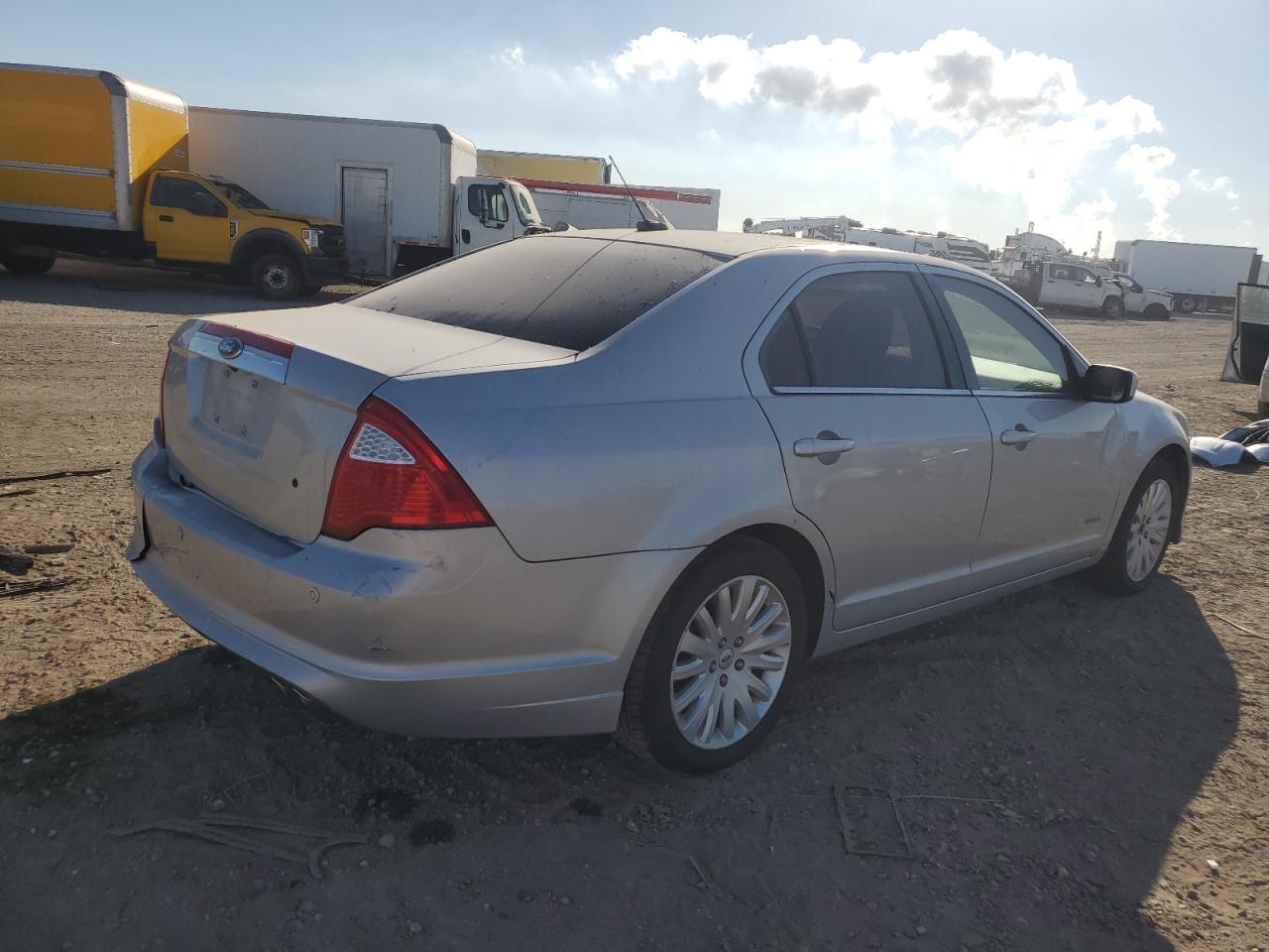 2010 Ford Fusion - Image 3