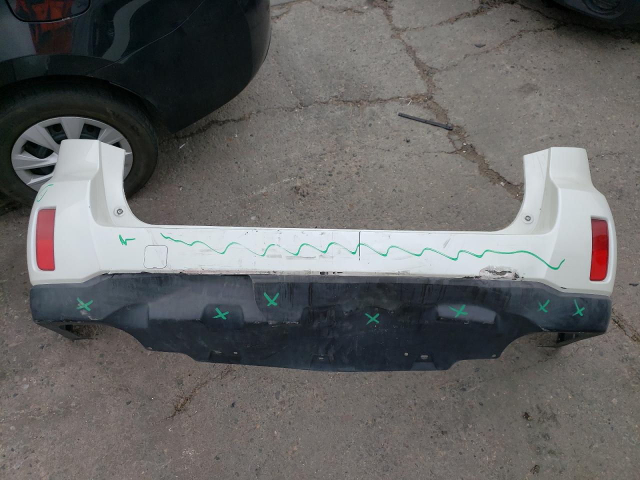 2010 Subaru Outback - Image 13