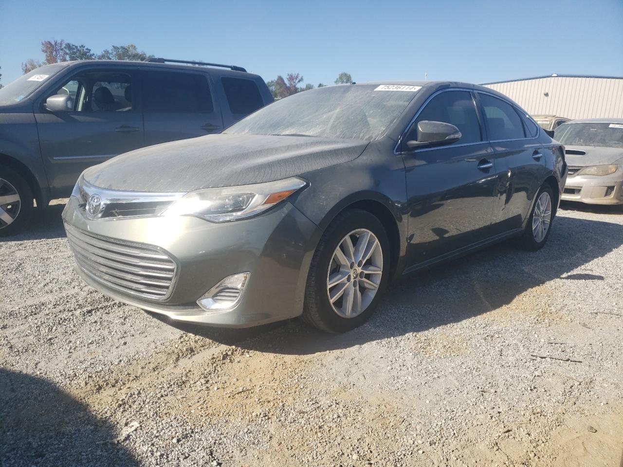 2013 TOYOTA AVALON