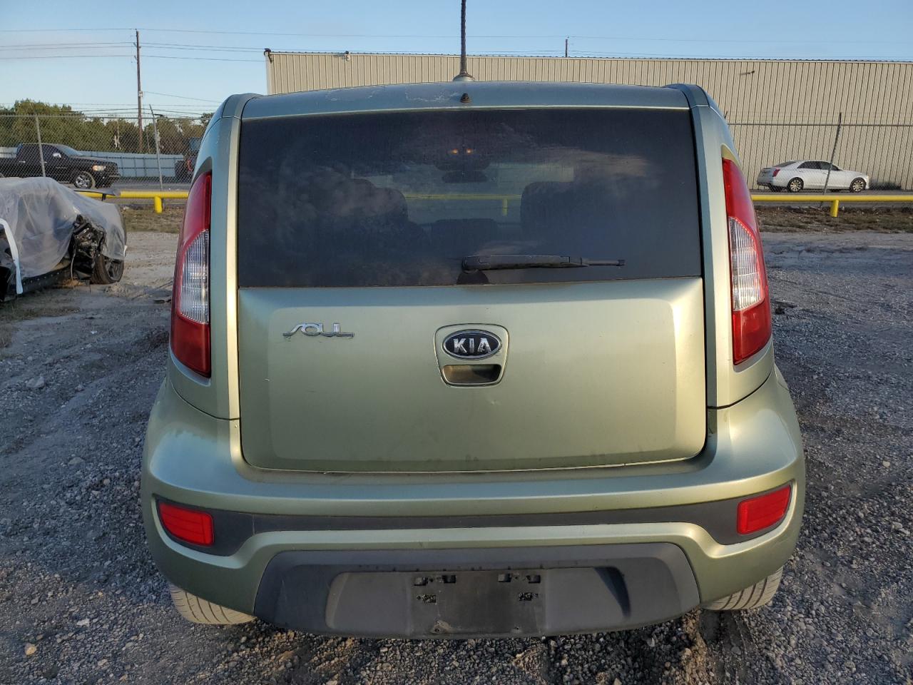 2012 Kia Soul + VIN: KNDJT2A61C7372209 Lot: 74547344