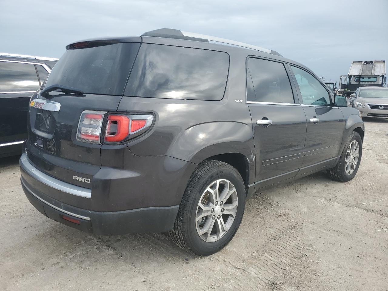 2013 GMC Acadia - Image 3