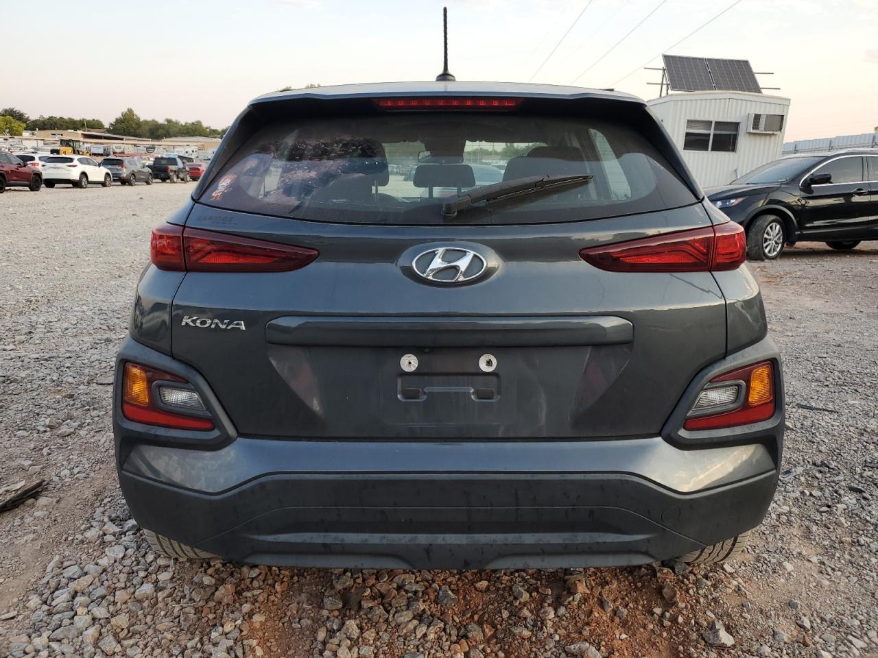 2020 Hyundai Kona Se VIN: KM8K12AA3LU483842 Lot: 75537374