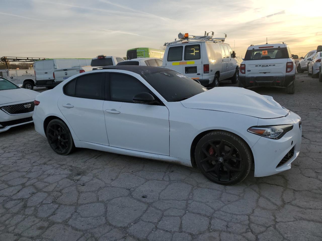 2021 Alfa Romeo Giulia - Image 4