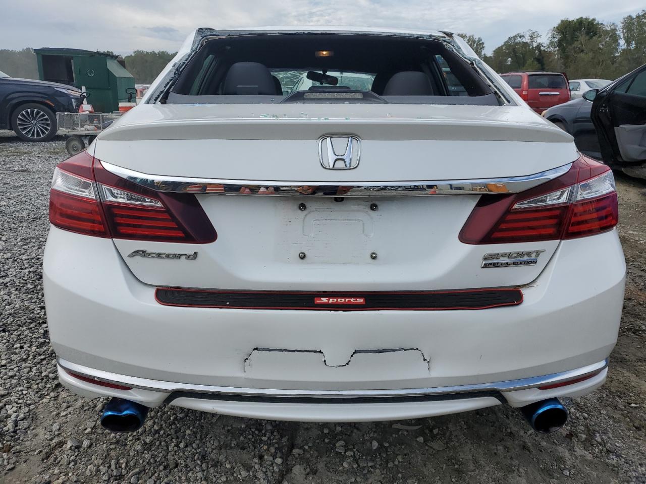 1HGCR2F10HA261389 2017 Honda Accord Sport Special Edition