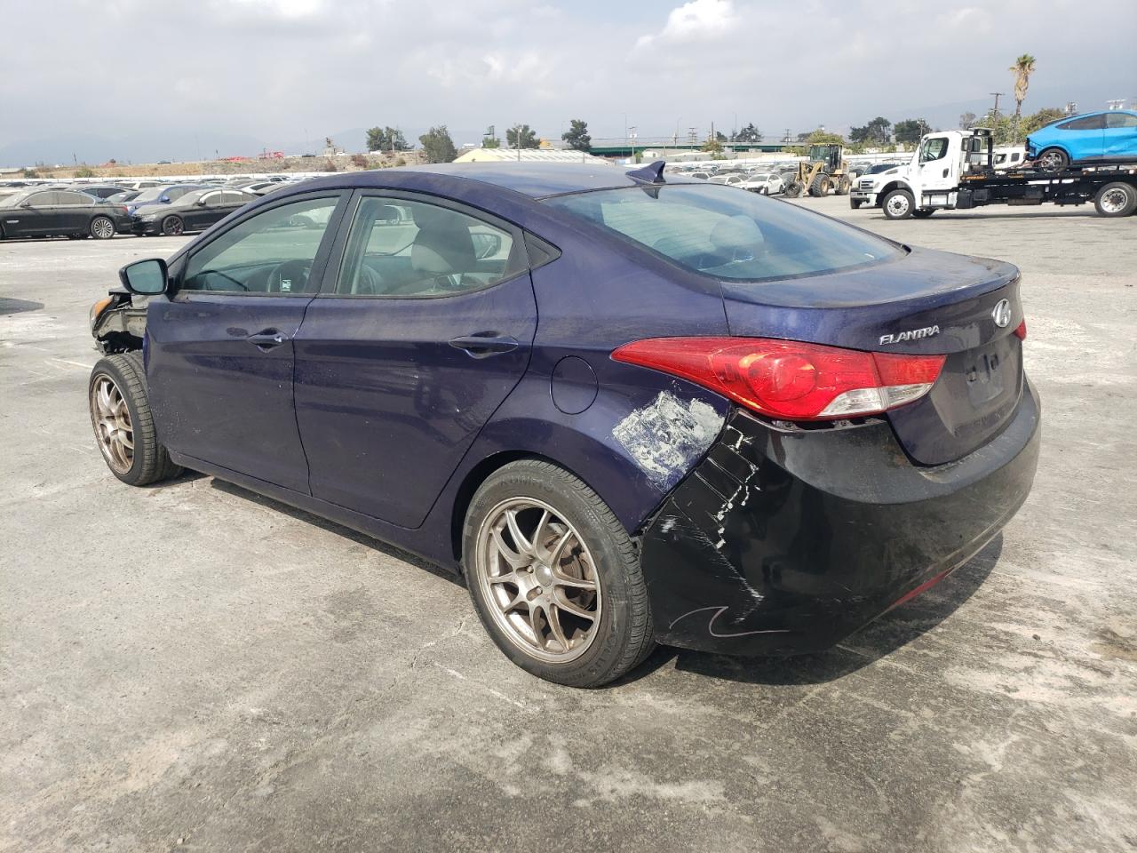 VIN 5NPDH4AE8DH333650 2013 HYUNDAI ELANTRA no.2