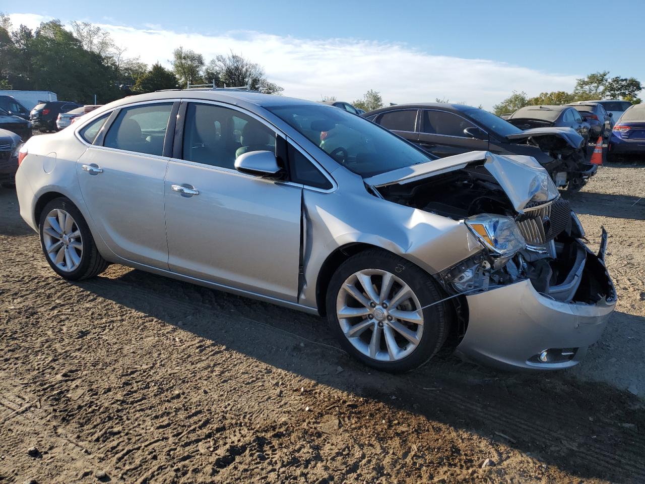 1G4PP5SK6E4135453 2014 Buick Verano