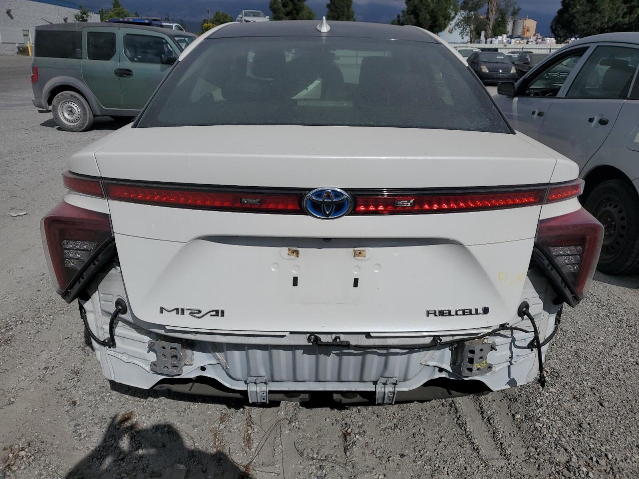 2017 Toyota Mirai VIN: JTDBVRBD8HA003619 Lot: 75869544