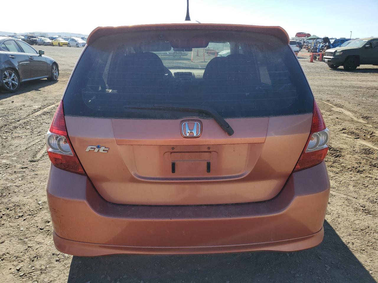 2008 Honda Fit Sport VIN: JHMGD38688S073581 Lot: 77835984