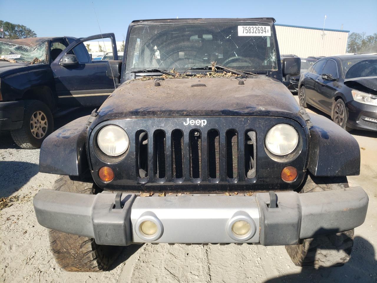 2009 Jeep Wrangler - Image 5