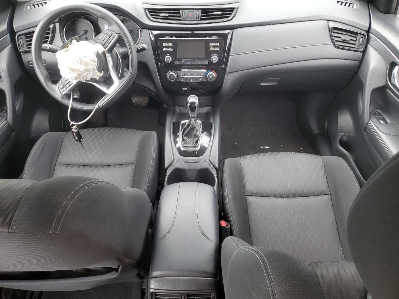 2017 Nissan Rogue - Image 8