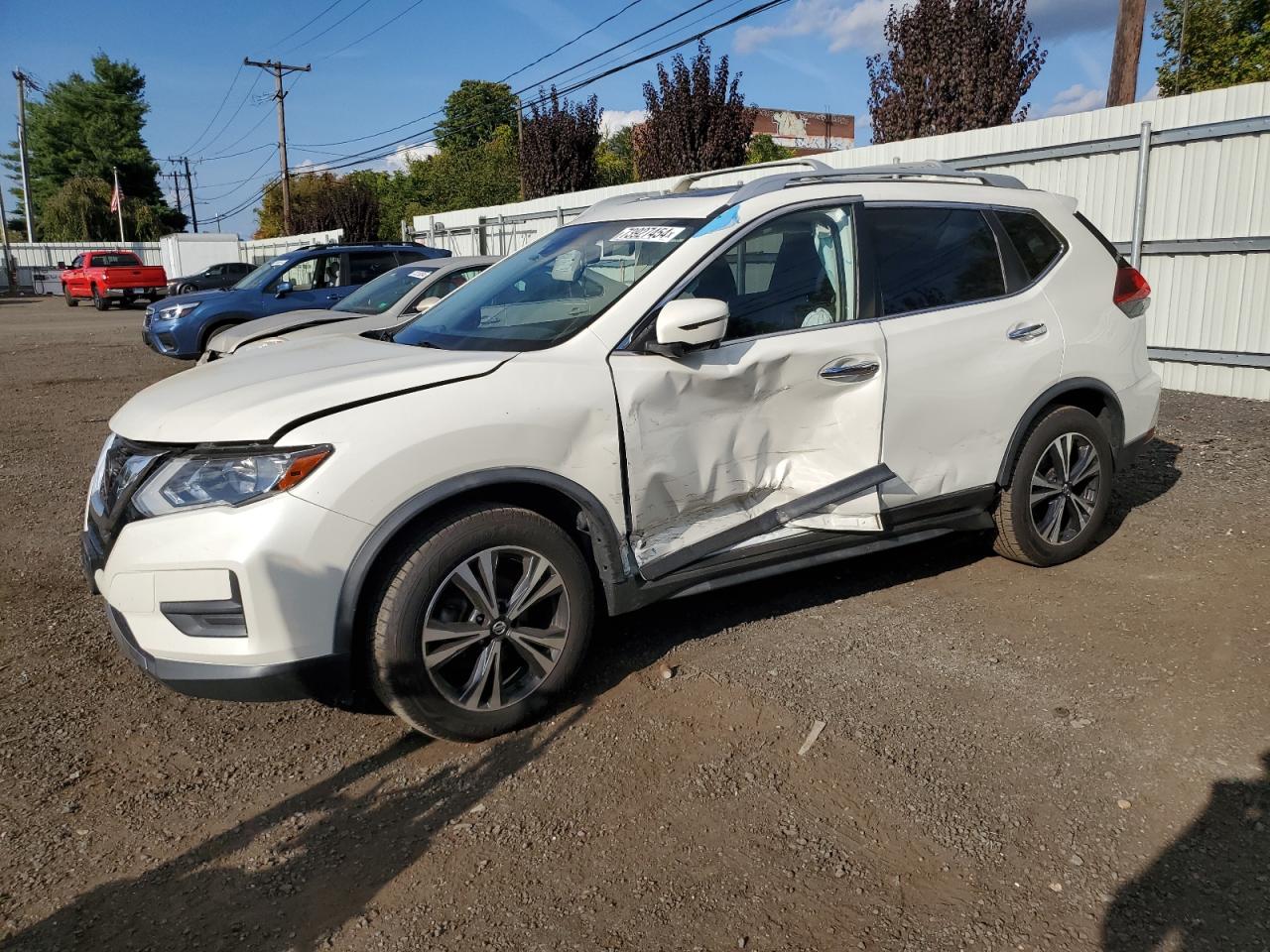 JN8AT2MV9KW380098 2019 NISSAN ROGUE - Image 1