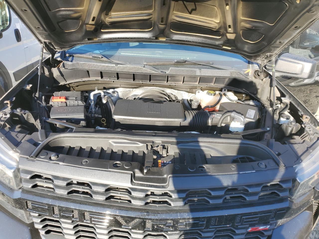 2021 Chevrolet Silverado - Image 13