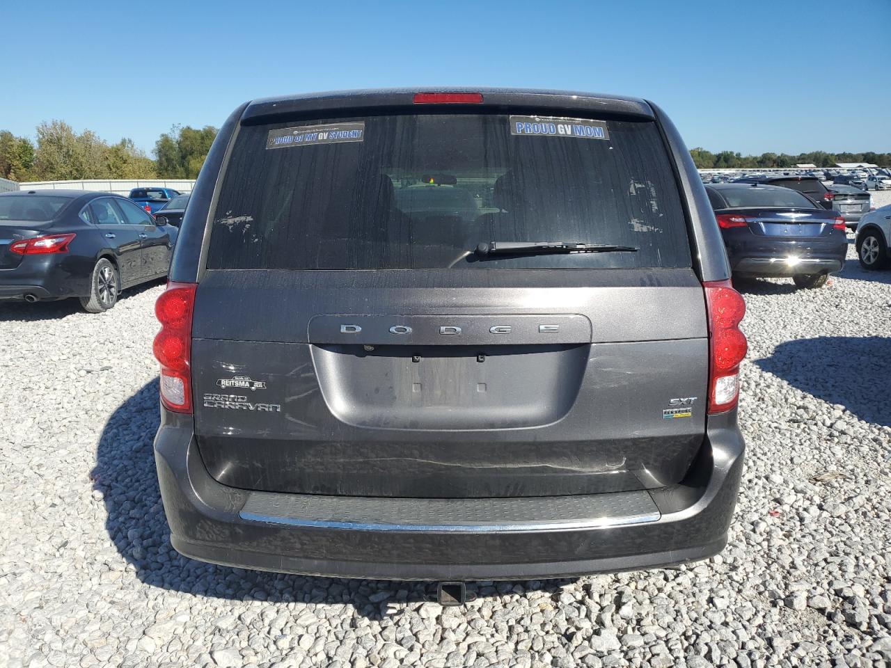 2016 Dodge Caravan - Image 6
