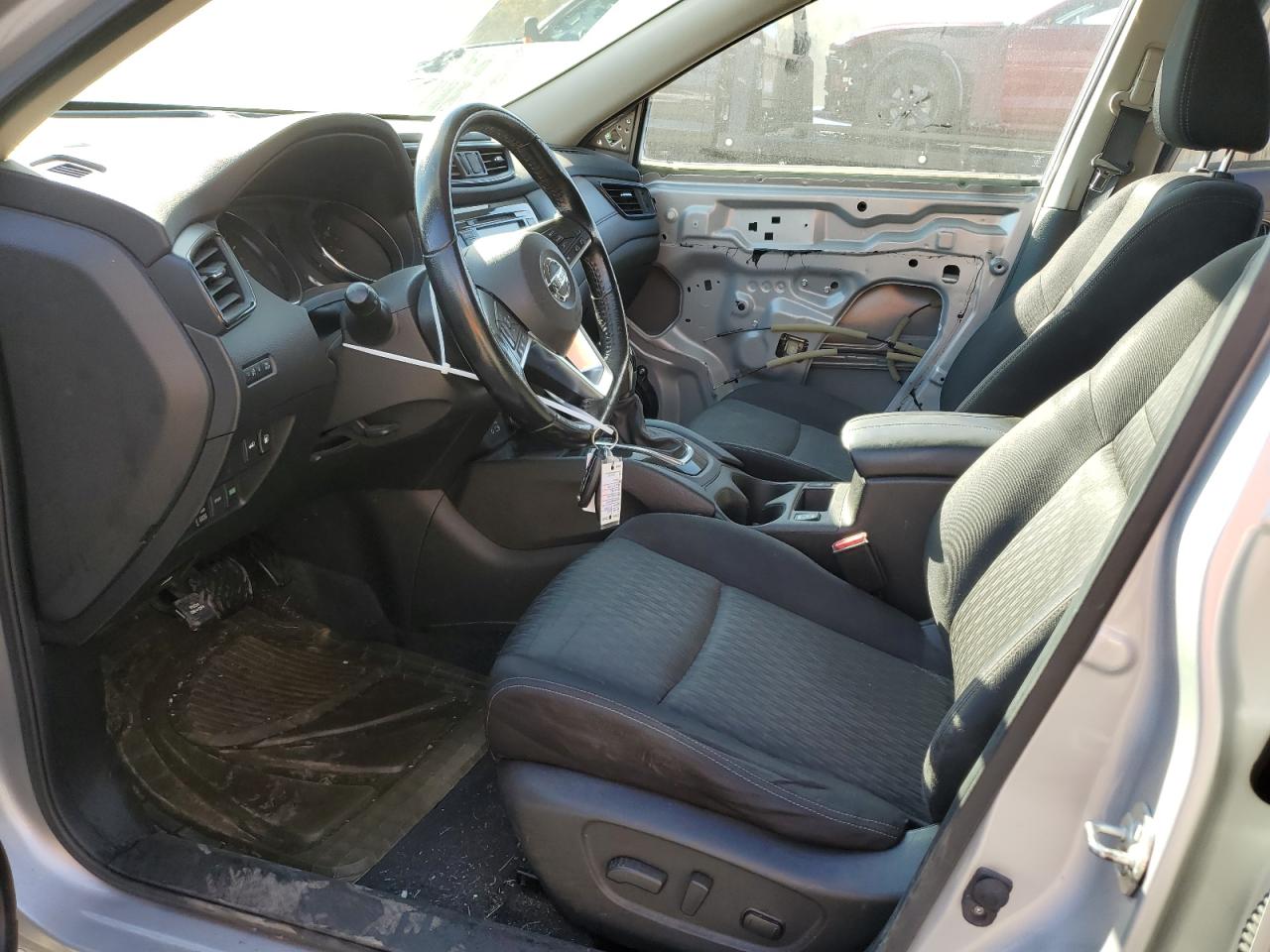 2018 Nissan Rogue - Image 7