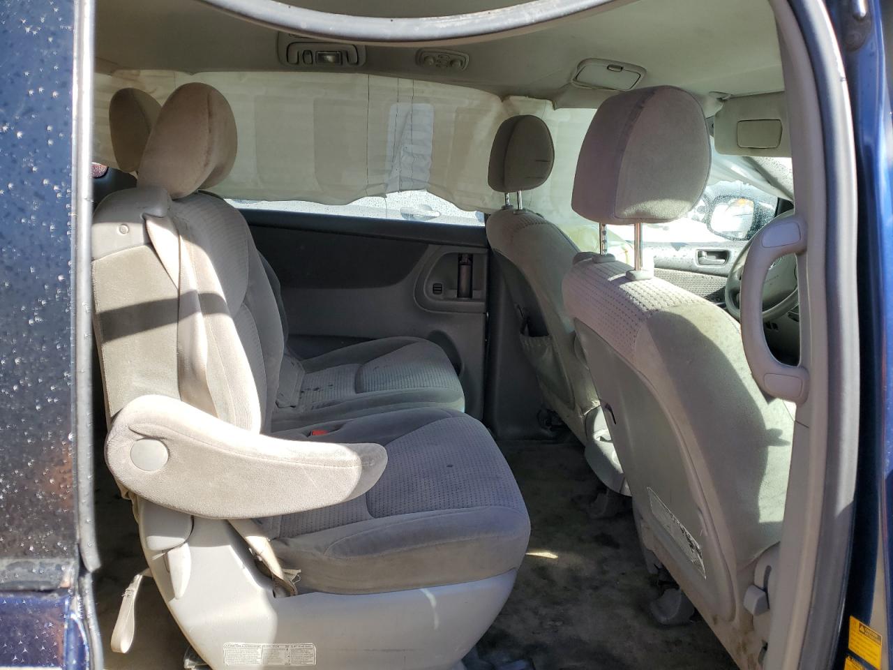 2006 Toyota Sienna - Image 10