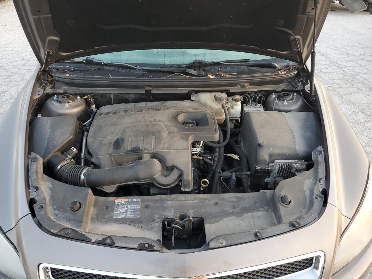 2010 Chevrolet Malibu - Image 11