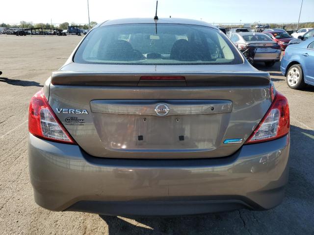  NISSAN VERSA 2016 Gray