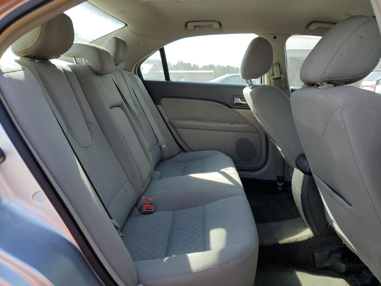 2011 Ford Fusion - Image 10