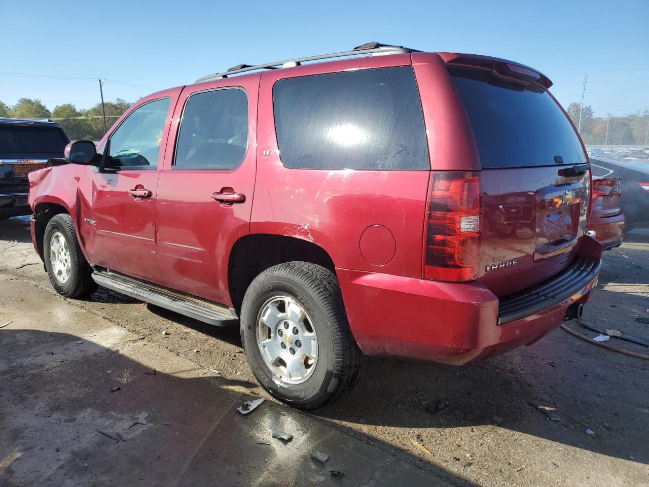 2010 Chevrolet Tahoe - Image 2
