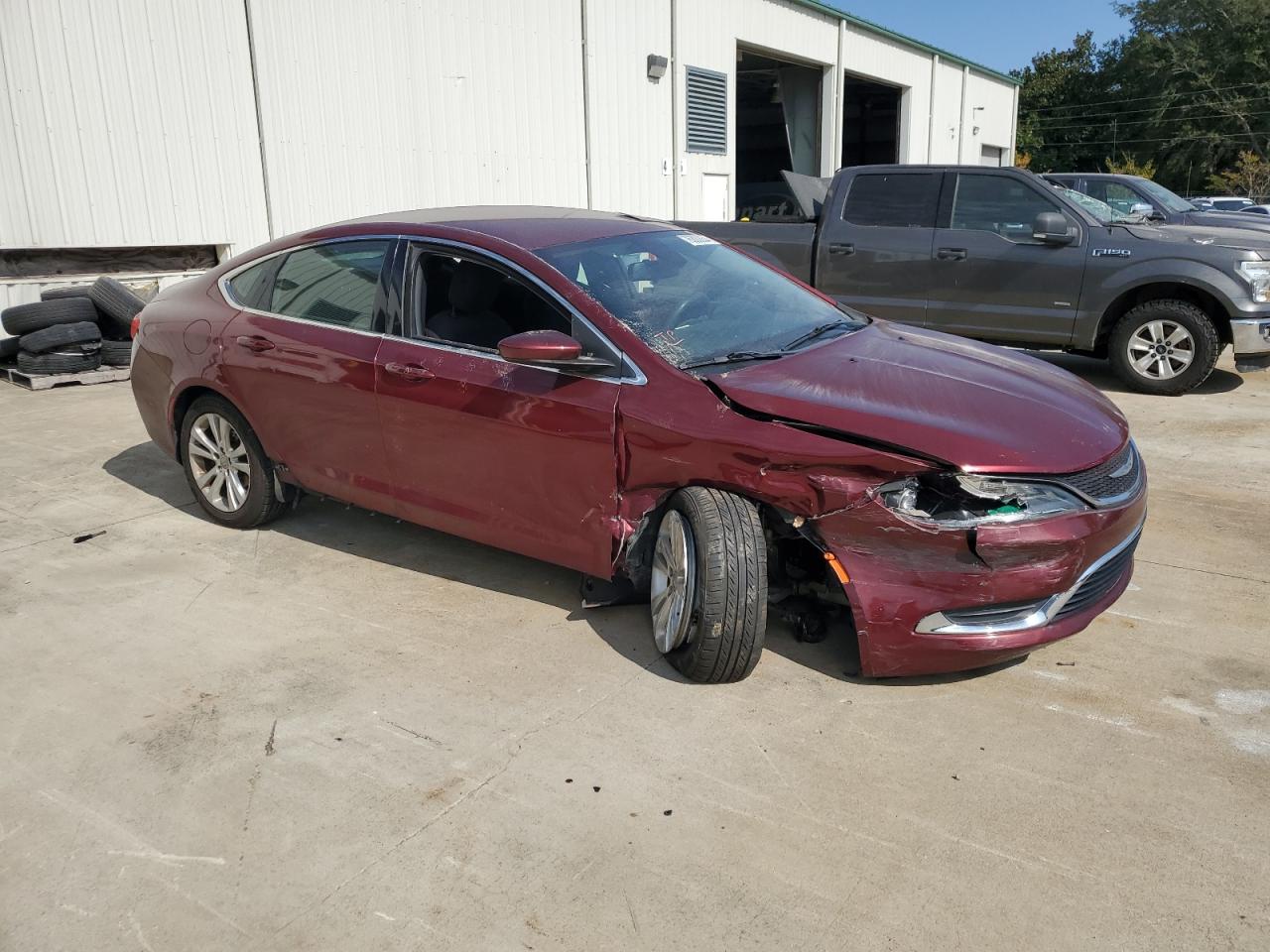 VIN 1C3CCCAB6FN531872 2015 CHRYSLER 200 no.4