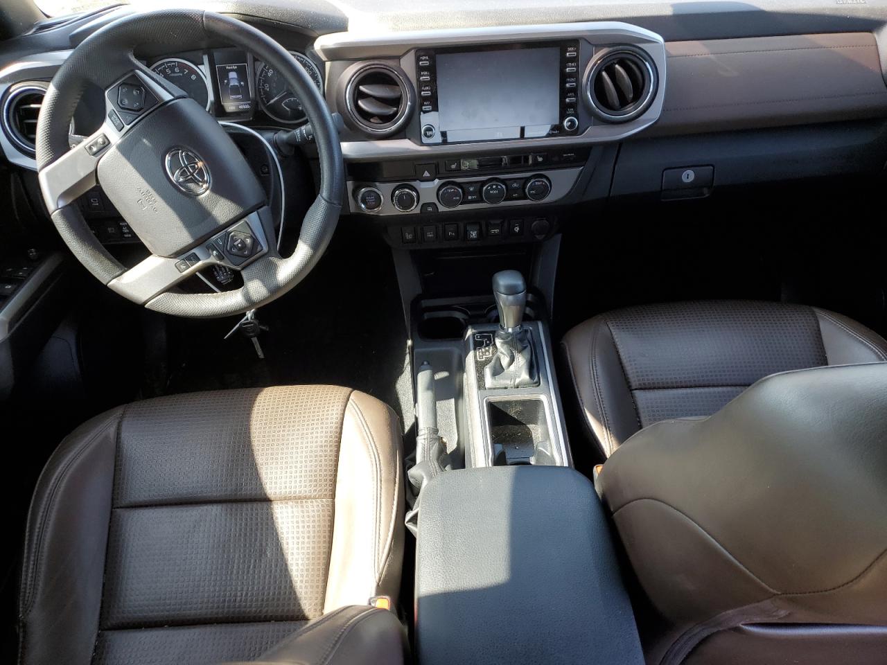 2020 Toyota Tacoma - Image 8