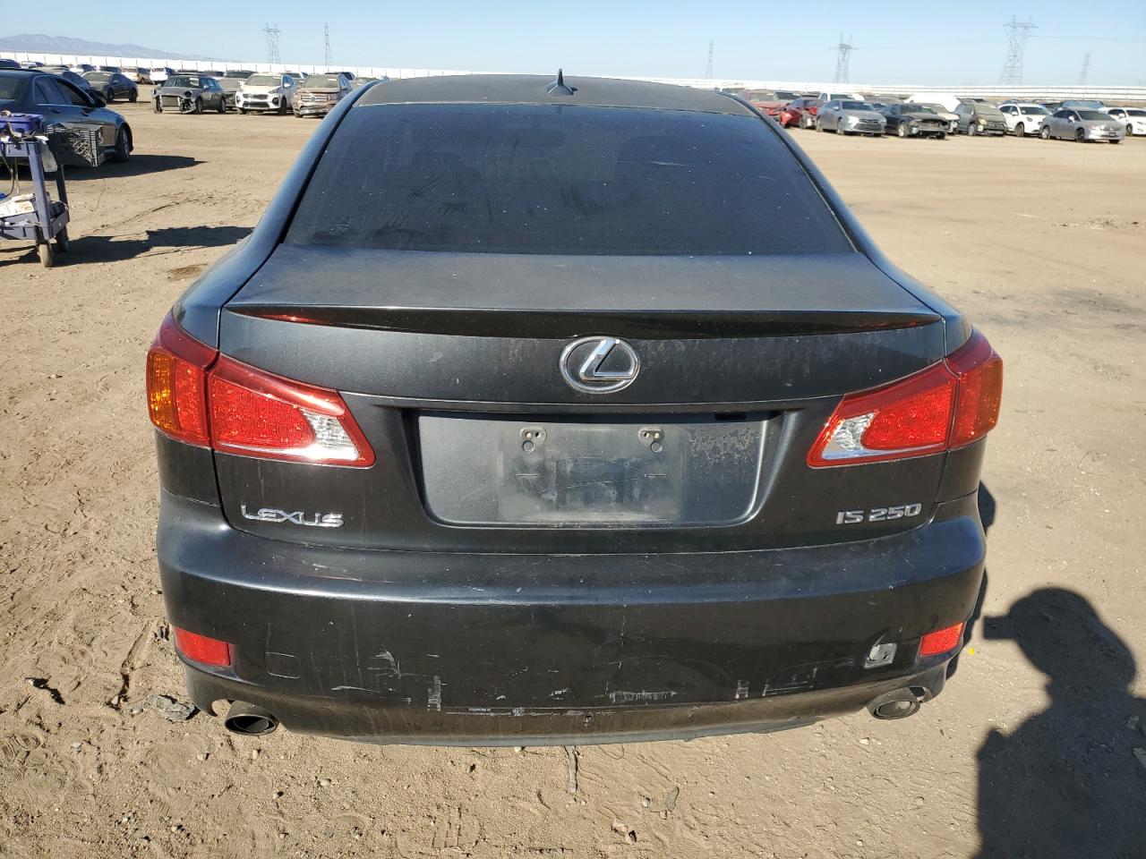 2010 Lexus IS - Image 6