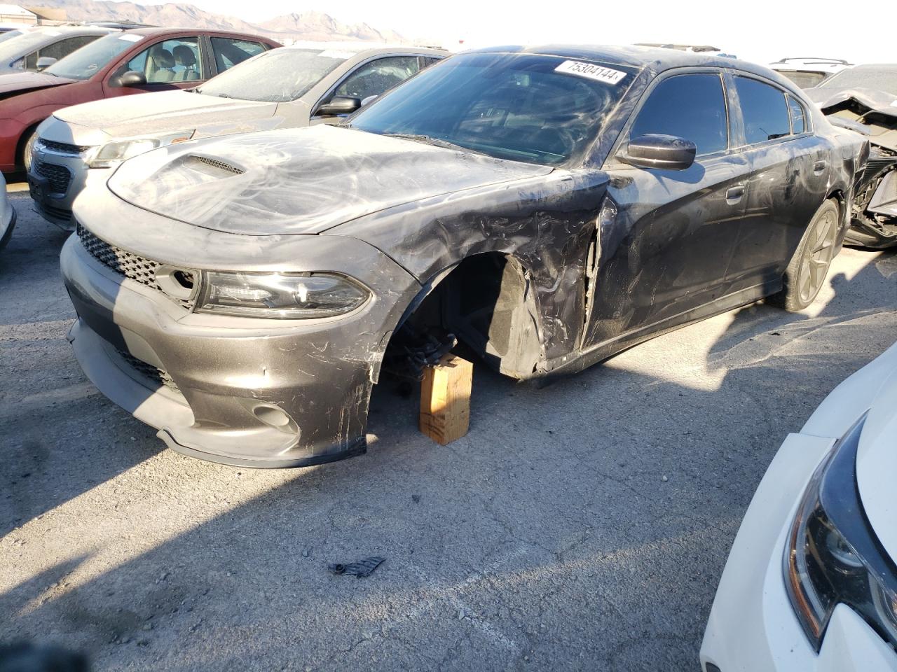 2C3CDXHG3KH545835 2019 DODGE CHARGER - Image 1