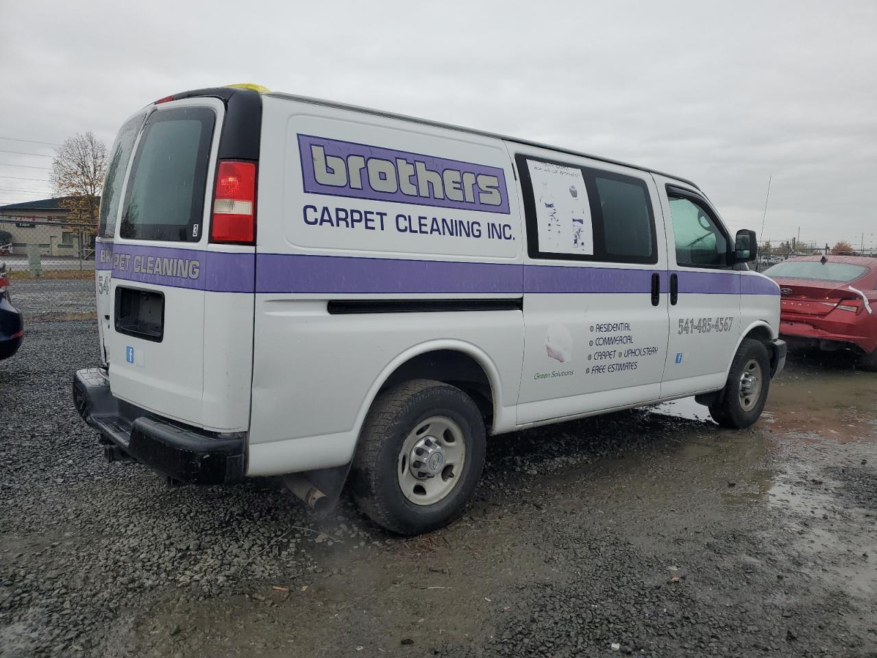 2011 Chevrolet Express - Image 3