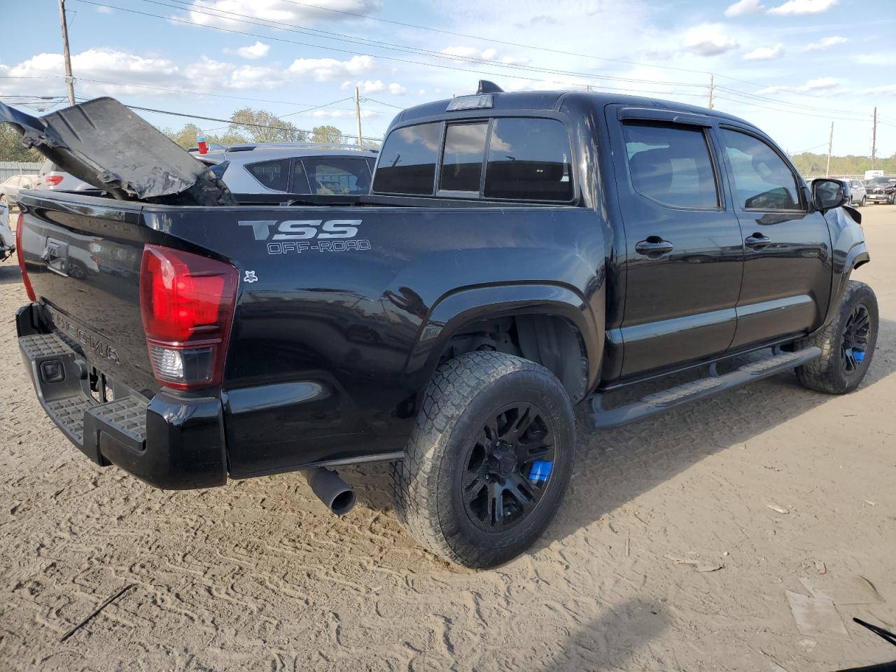 2021 Toyota Tacoma - Image 3