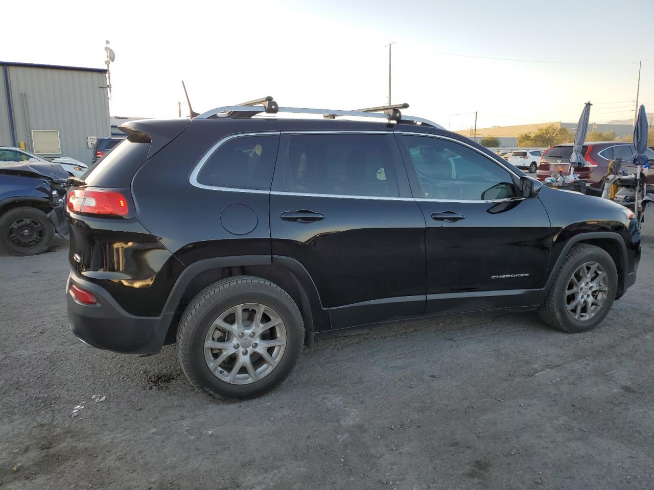 2018 Jeep Grand Cherokee - Image 3