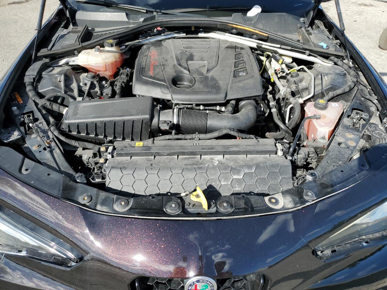 2018 Alfa Romeo Giulia - Image 11