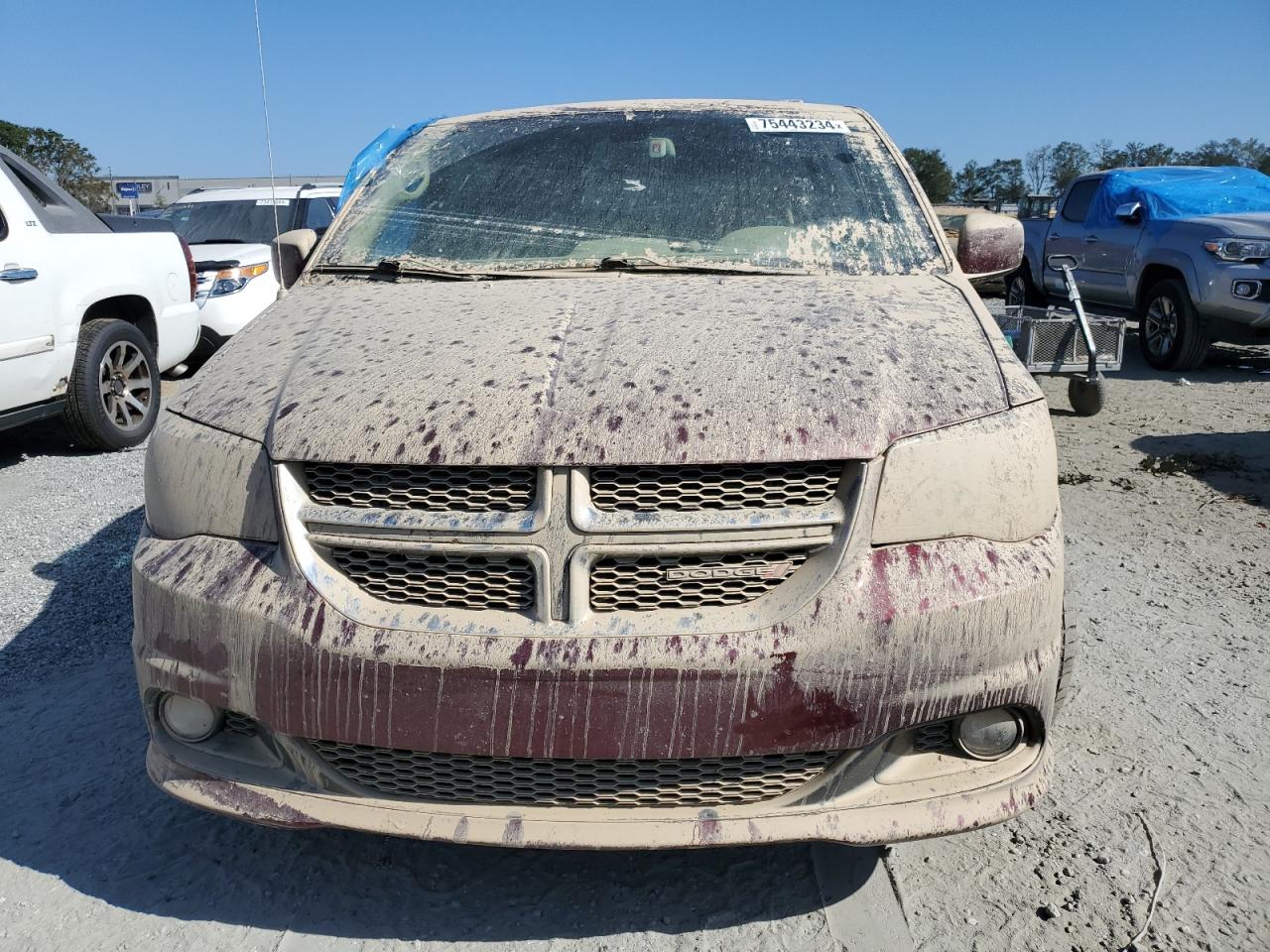 2019 Dodge Caravan - Image 5
