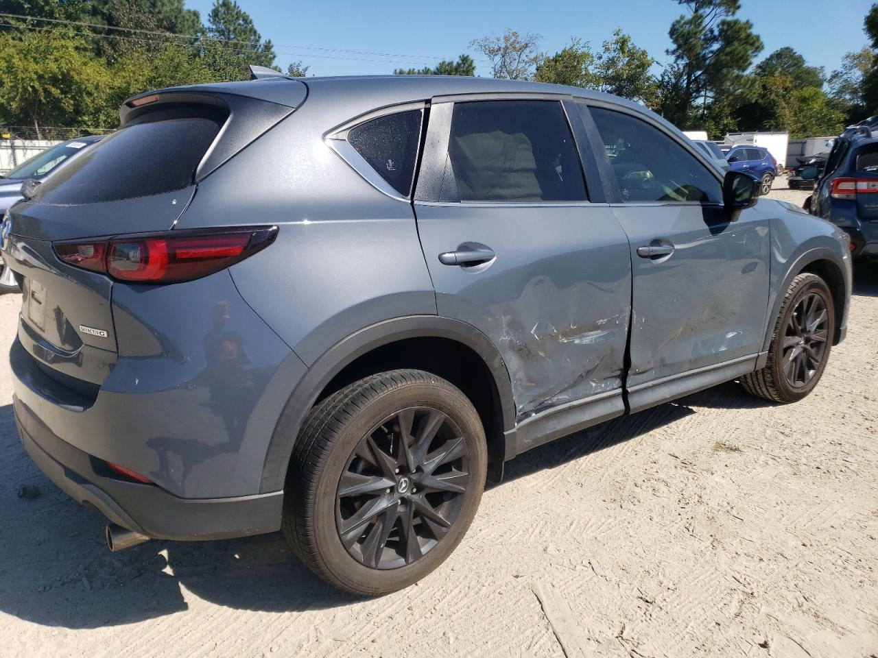 2022 Mazda CX-5 - Image 3