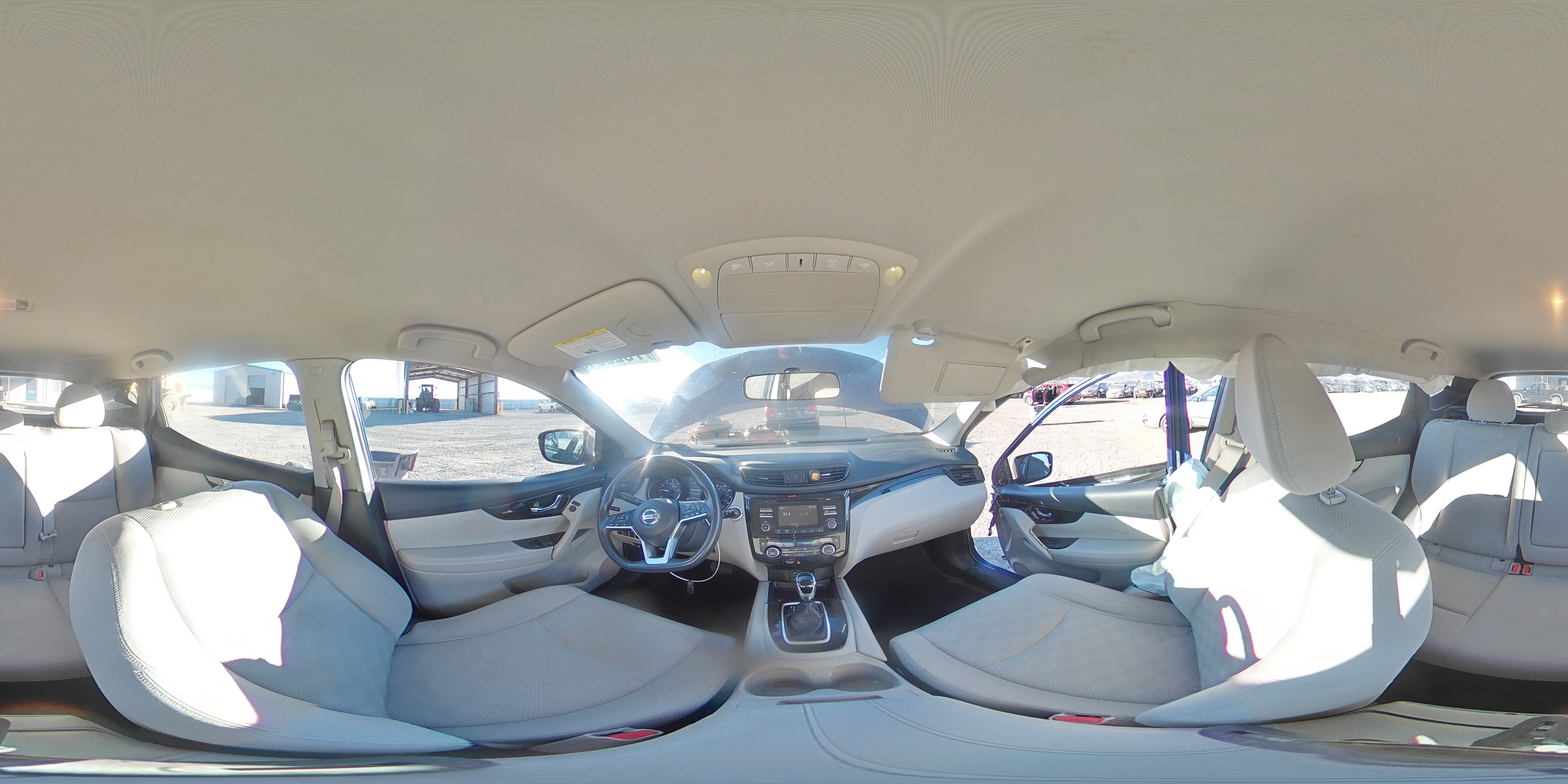 2018 Nissan Rogue - Image 13
