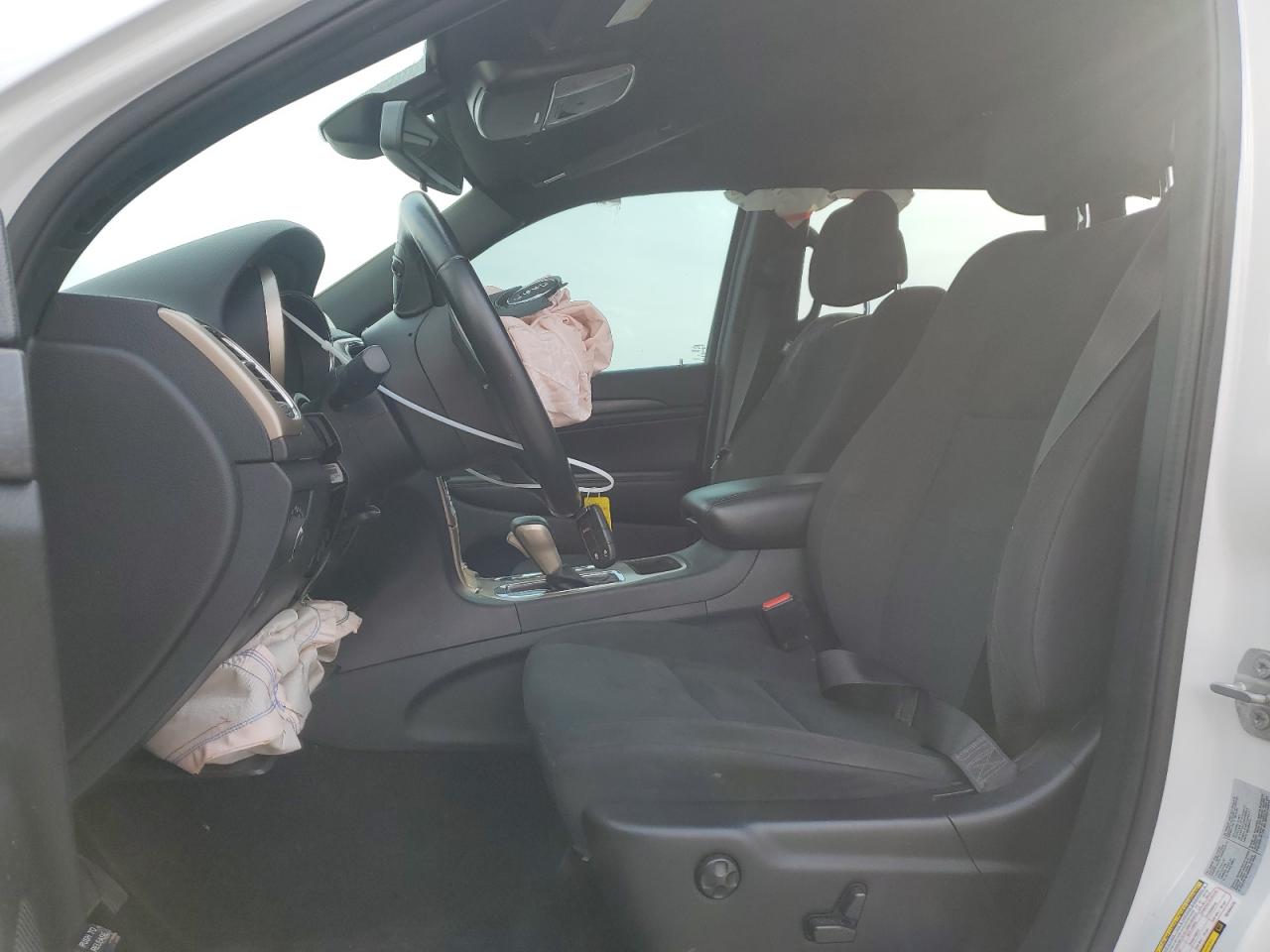 2016 Jeep Grand Cherokee - Image 7