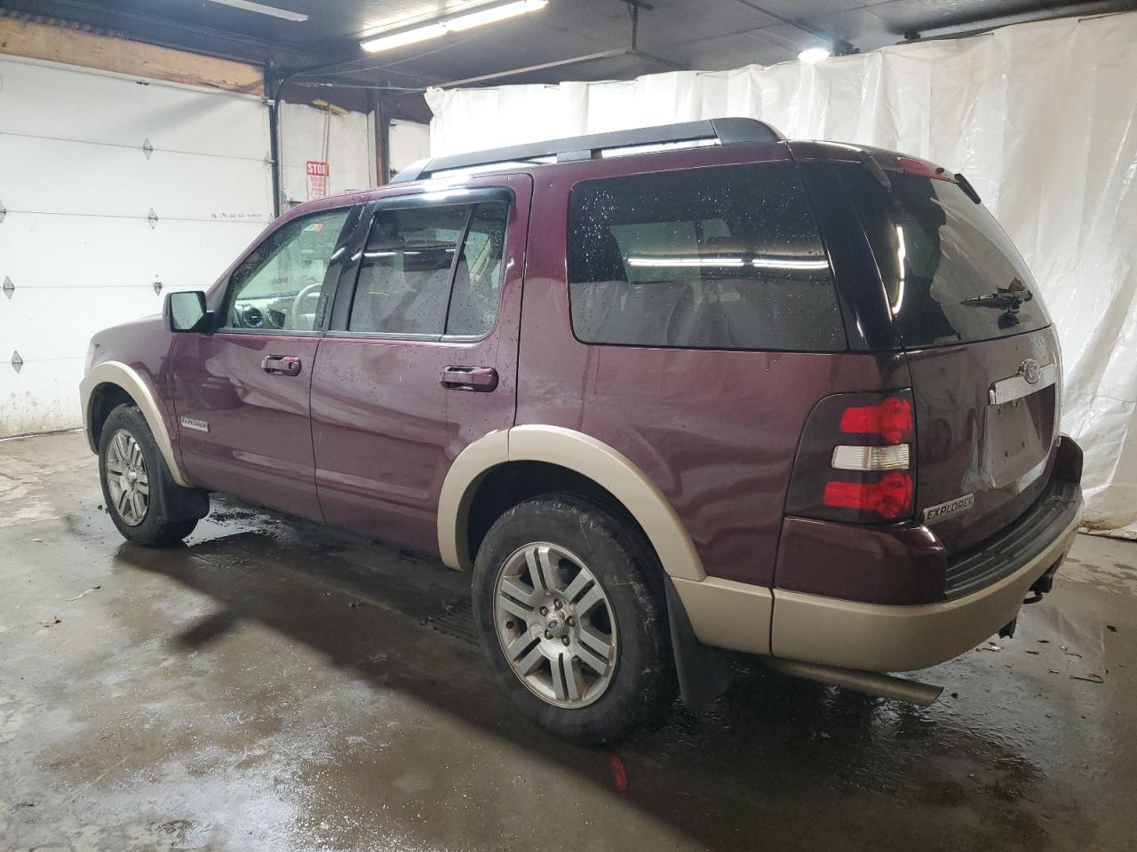 2008 Ford Explorer Eddie Bauer VIN: 1FMEU74E98UA66605 Lot: 73656164