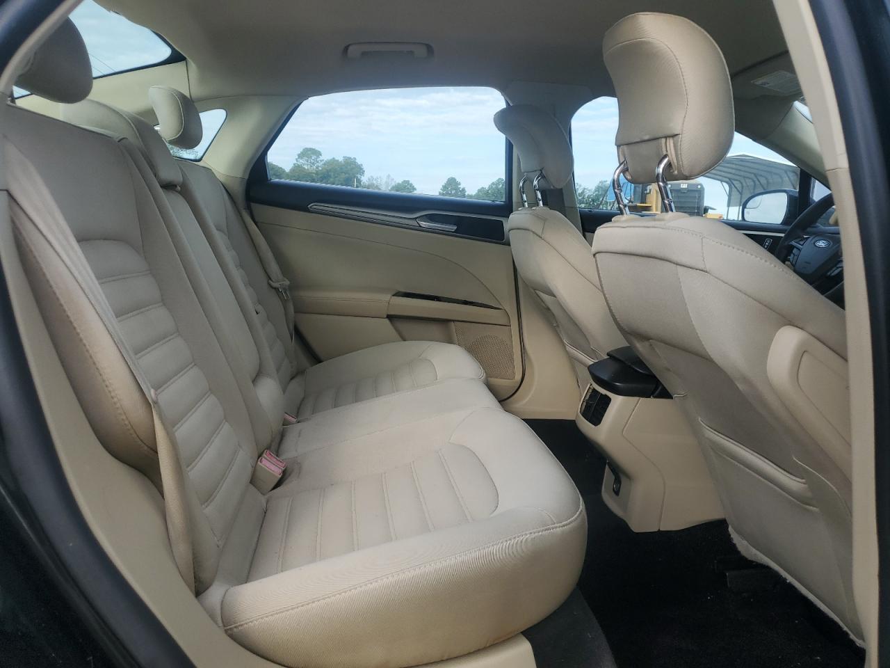 3FA6P0HD1ER157028 2014 Ford Fusion Se