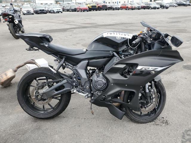 2024 Yamaha Yzfr7 